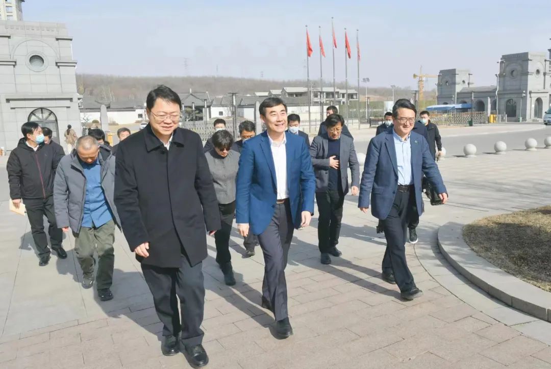 吴澜看望慰问所联系服务专家人才