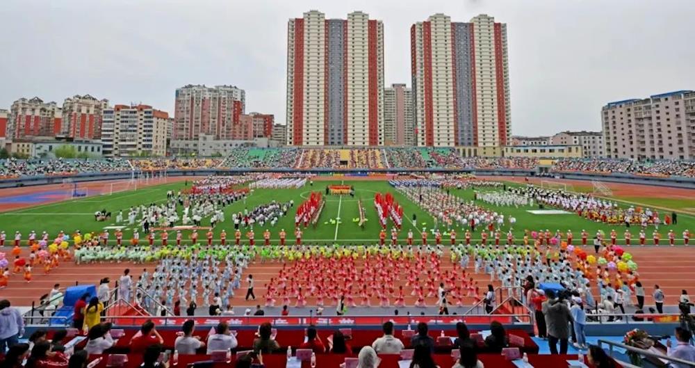 吴澜吴世民参加我市庆祝“六一”国际儿童节活动
