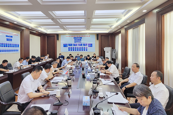 市政府召开“六个年”活动专题调度会议