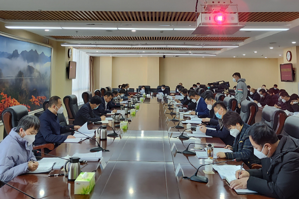 吴世民主持召开市政府第33次常务会议  部署春节期间安全生产、消防安全、“六个年”活动等工作