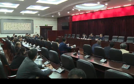 市食品安全委员会第五次会议召开